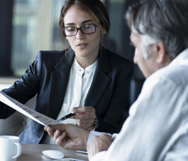 Pourquoi et comment choisir un intermédiaire en assurance, banque ou finance ?