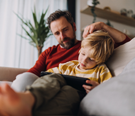 Informer et protéger les jeunes des dangers des écrans