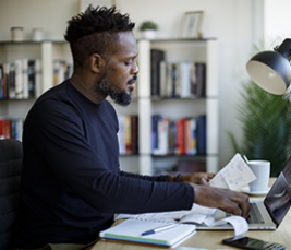 Saisies sur compte : quand les frais bancaires aggravent l’endettement