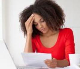 Comment réagir en cas de surendettement ? 