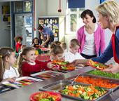 Cantine : quels sont les enjeux de la restauration scolaire ?