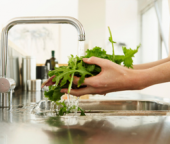 L'eau du robinet dans la cuisine