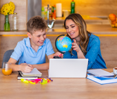 Comment occuper vos enfants ? Utilisez nos jeux éducatifs et activités pédagogiques