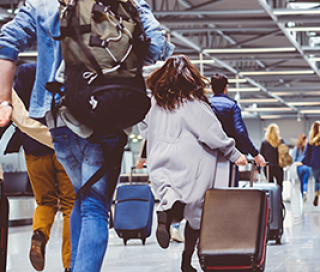 Votre avion est arrivé avec un retard d’au moins trois heures